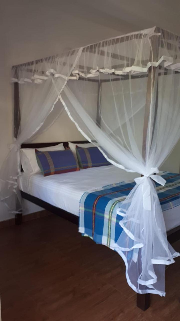 My Home Resort Matara Room photo